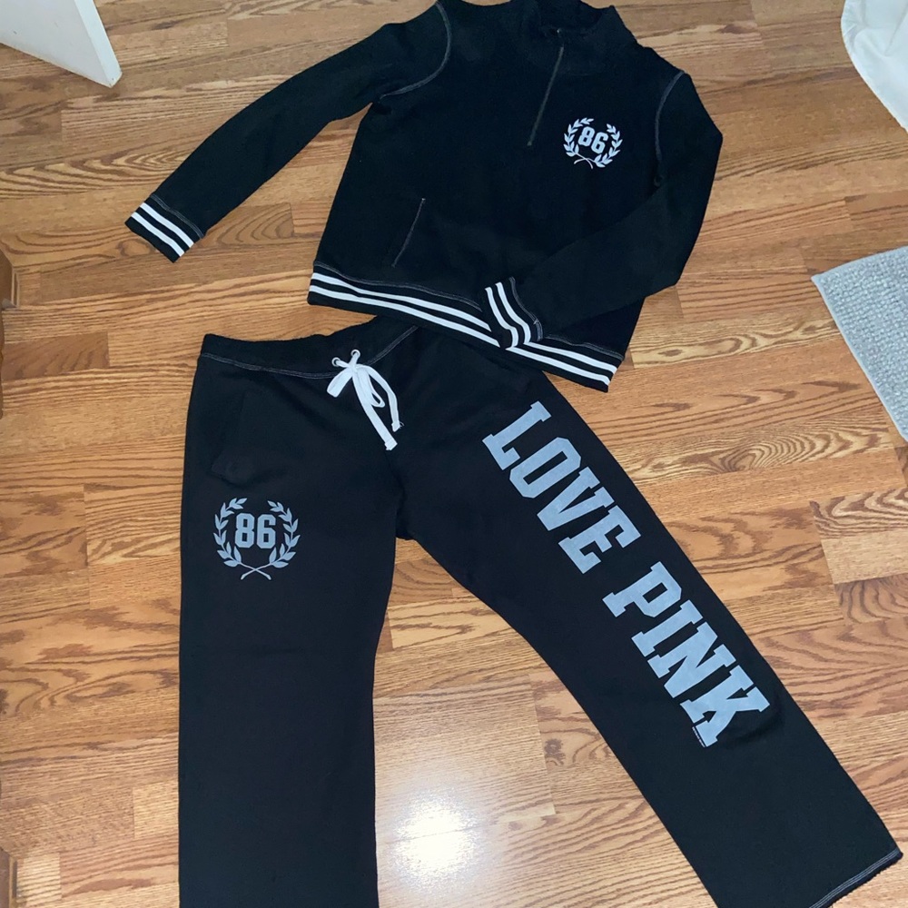 Victoria’s Secret PINK Sweatpants Set